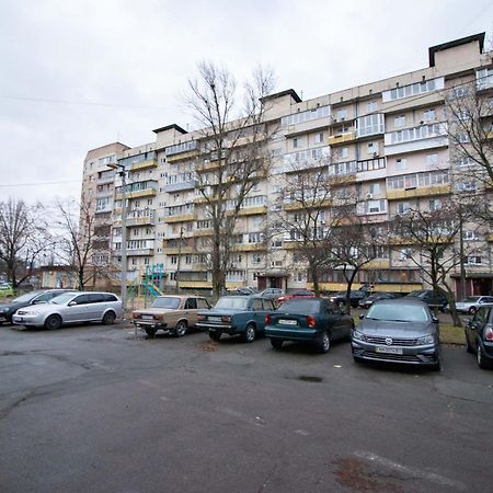 Kvartirkoff Na Volodymyra Ivasiuka 19A 基輔 外观 照片